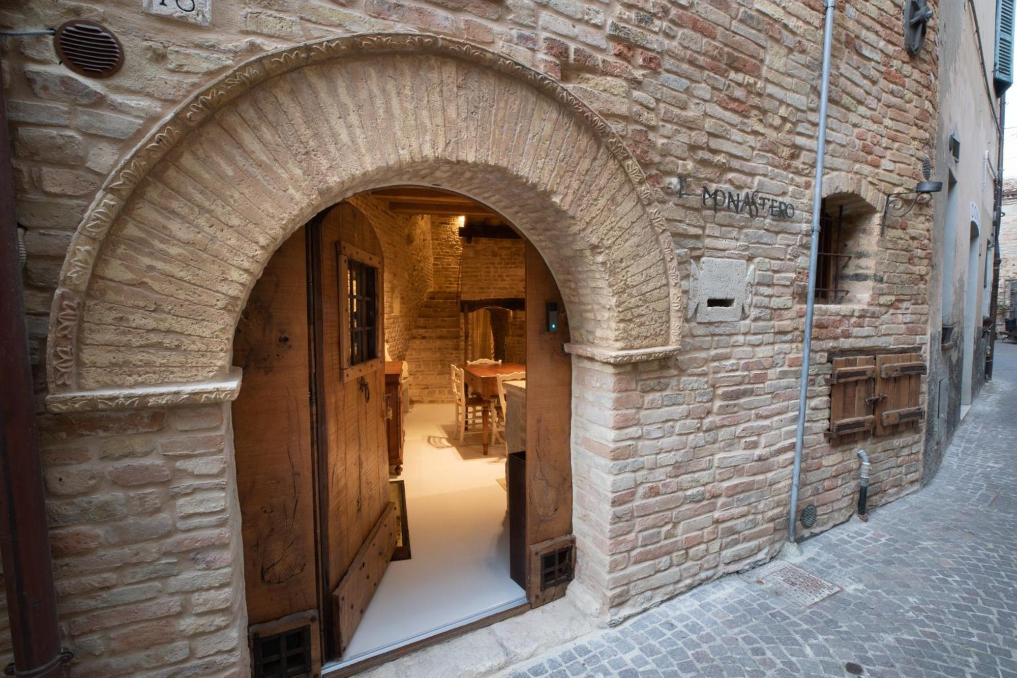 The Monastery - Unique Vacation Home Monteprandone Eksteriør billede